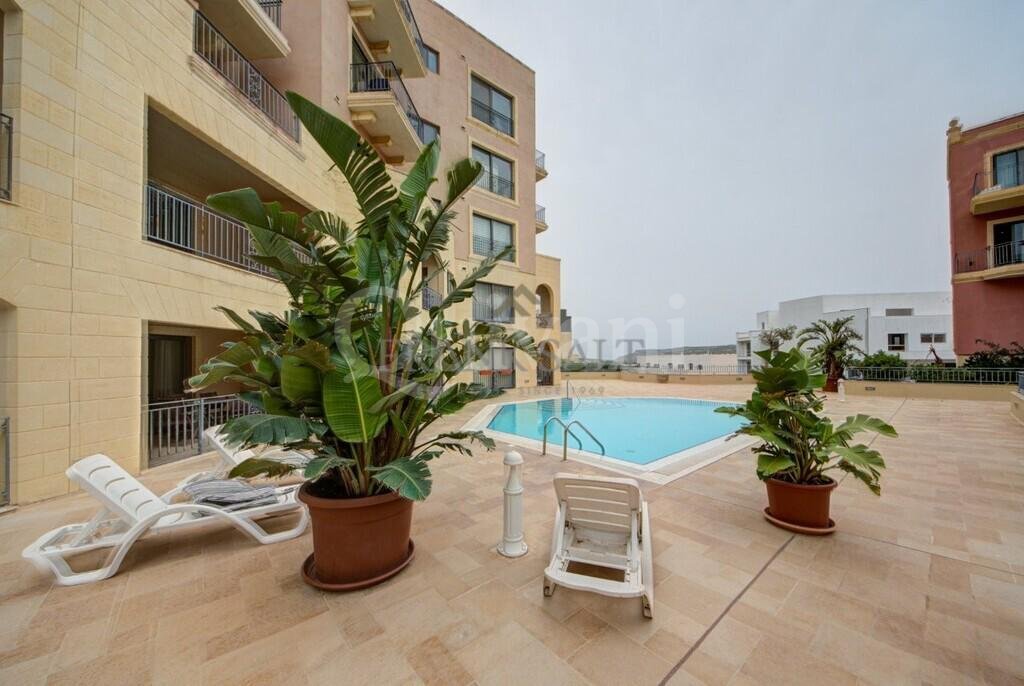 Tas Sellum, Furnished Apartment
