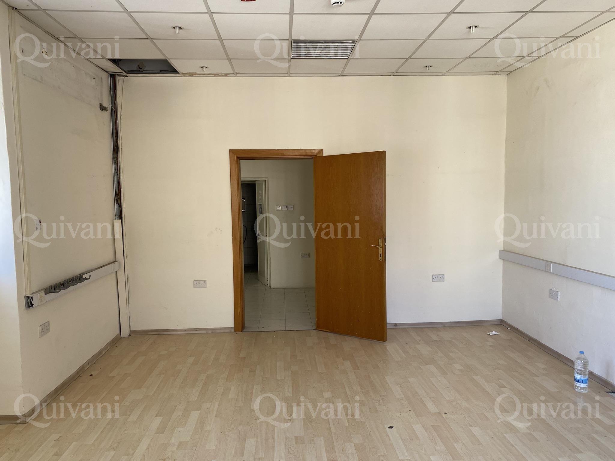Naxxar Needs Refurbishment Office