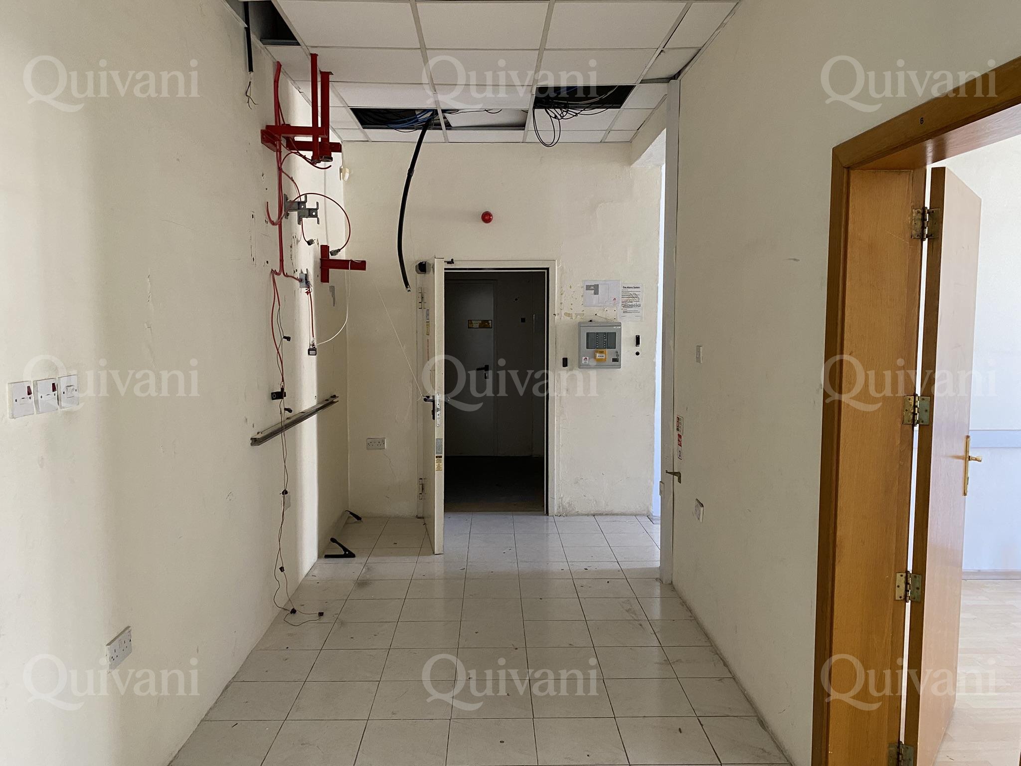 Naxxar Needs Refurbishment Office