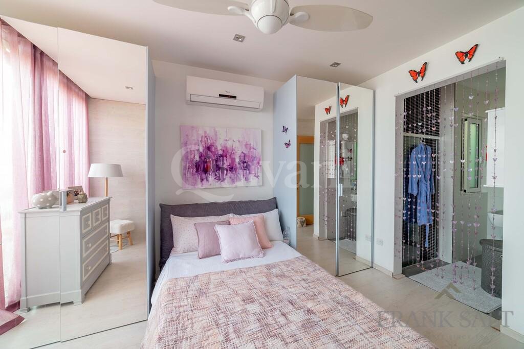 Madliena, Finished Penthouse