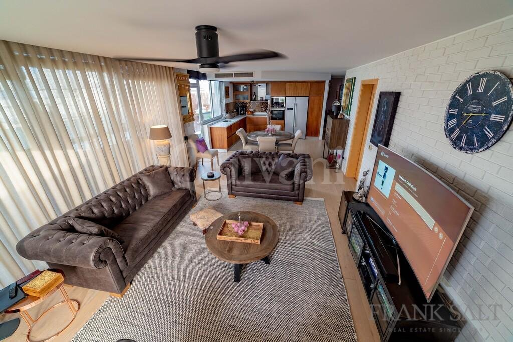 Madliena, Finished Penthouse