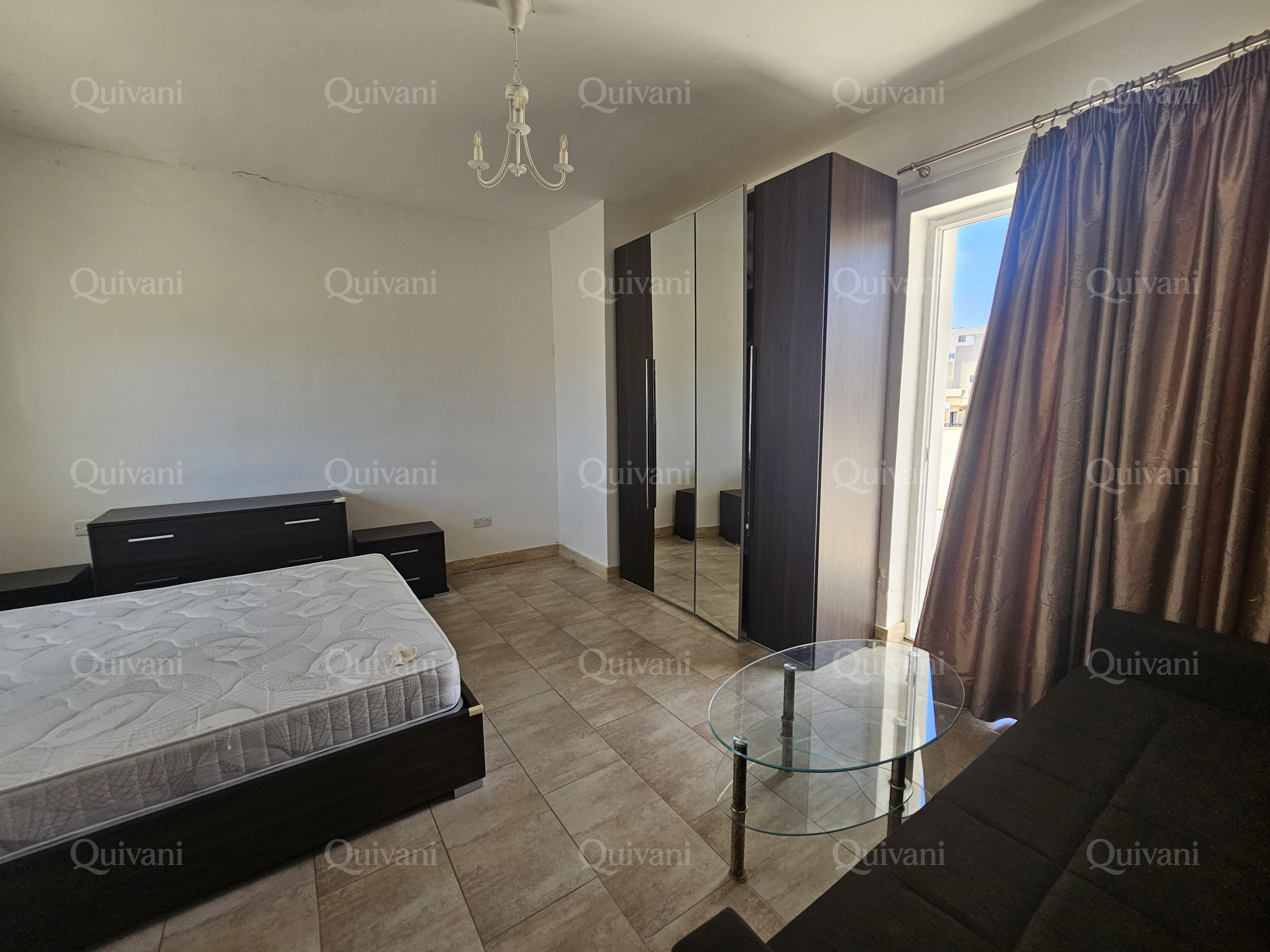 Swatar Penthouse with approved permits to add an extra floor