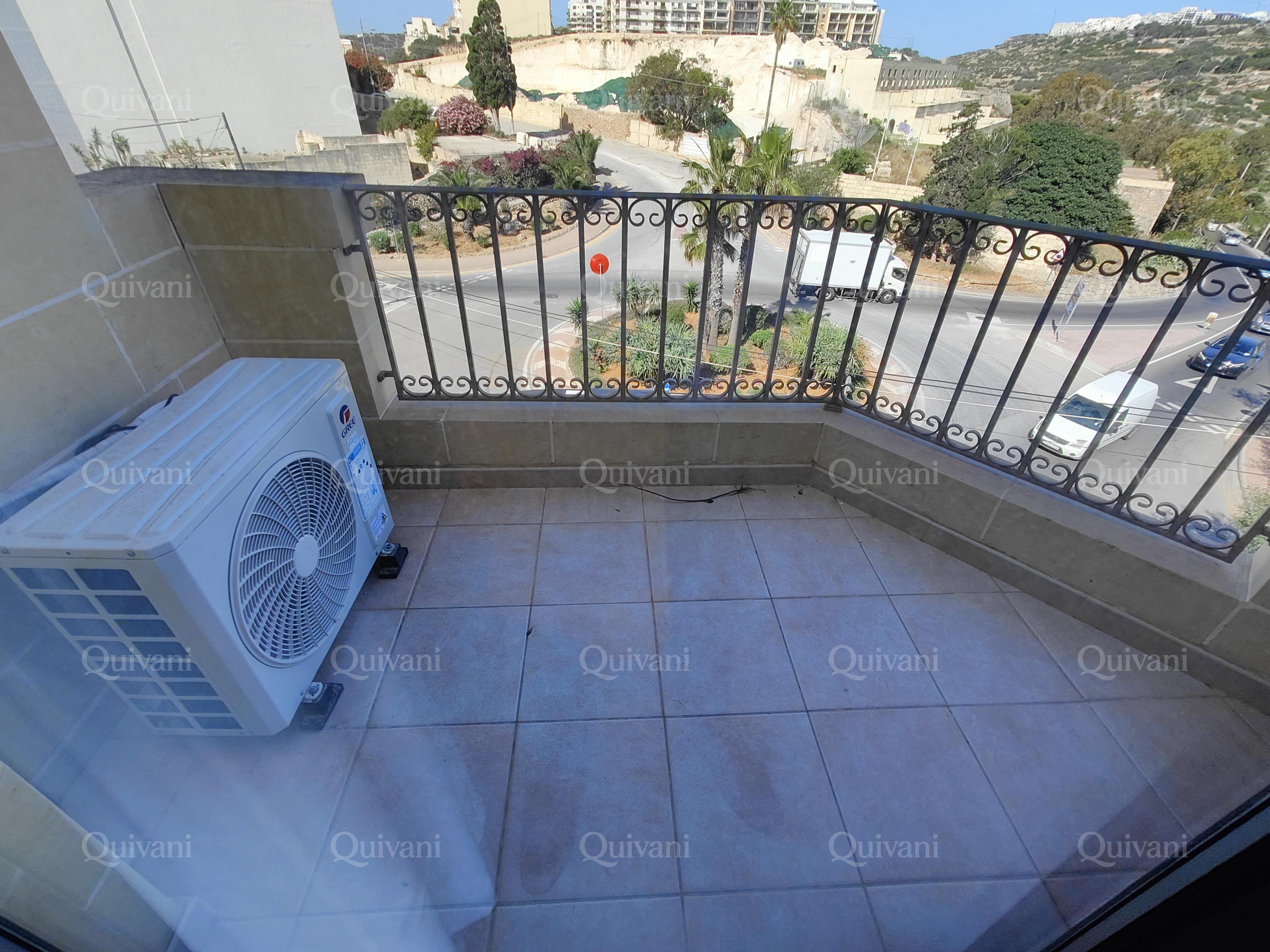 Xemxija 300m² Apartment