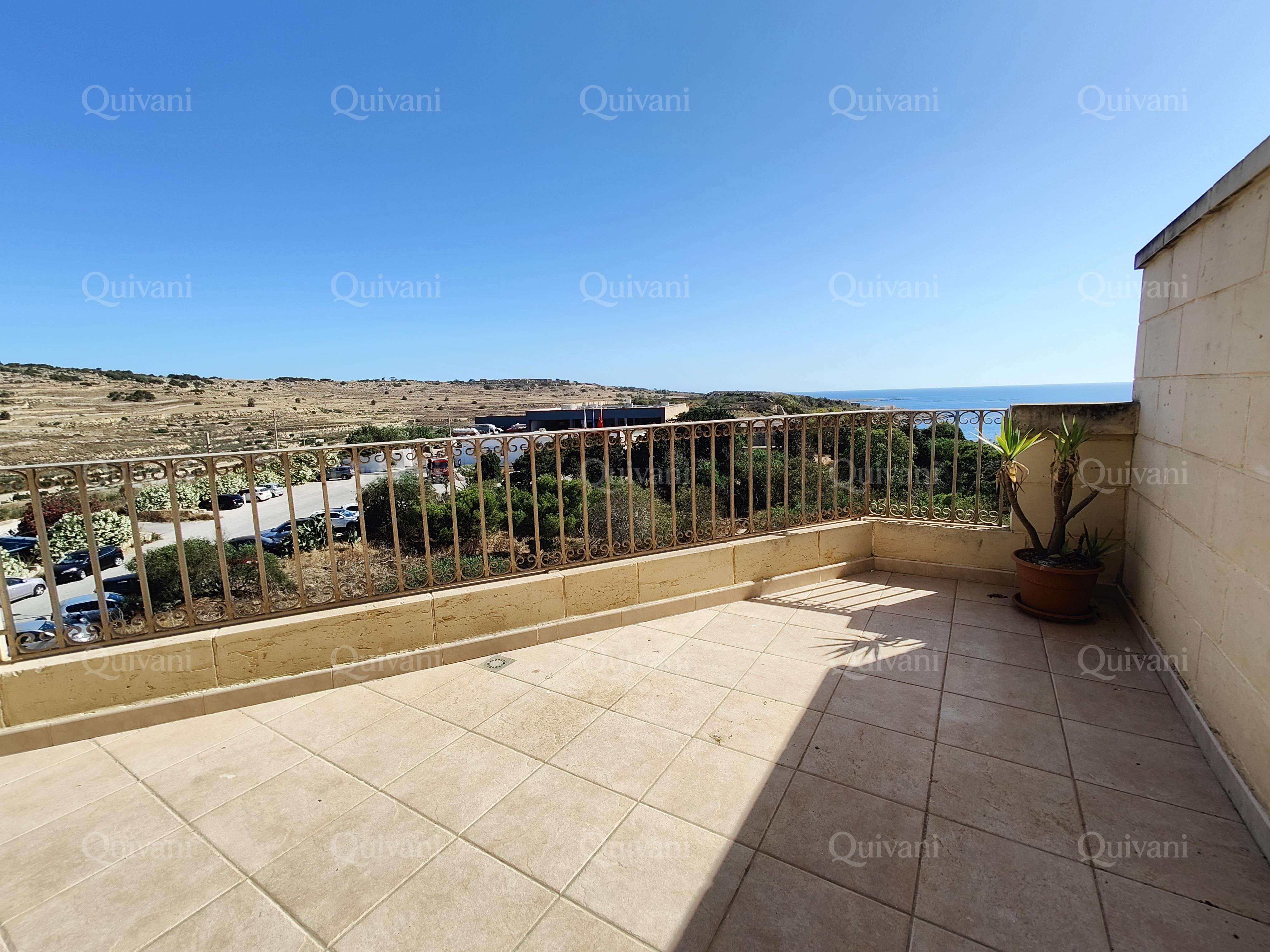 Xemxija 300m² Apartment