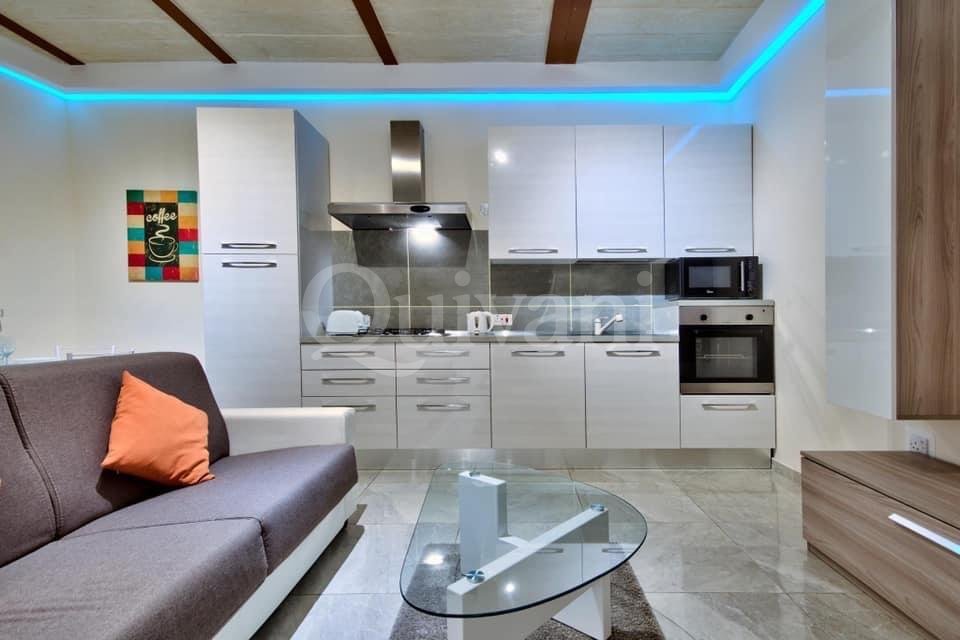 St Julians, Finished Maisonette
