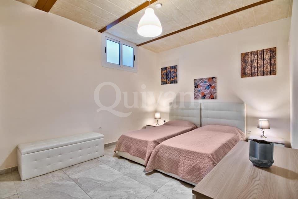 St Julians, Finished Maisonette