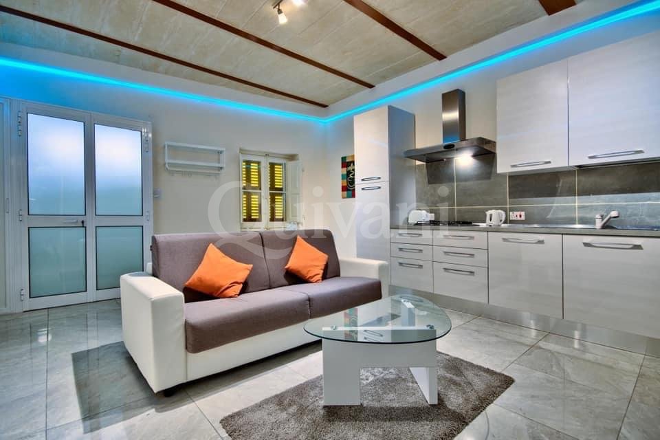 St Julians, Finished Maisonette