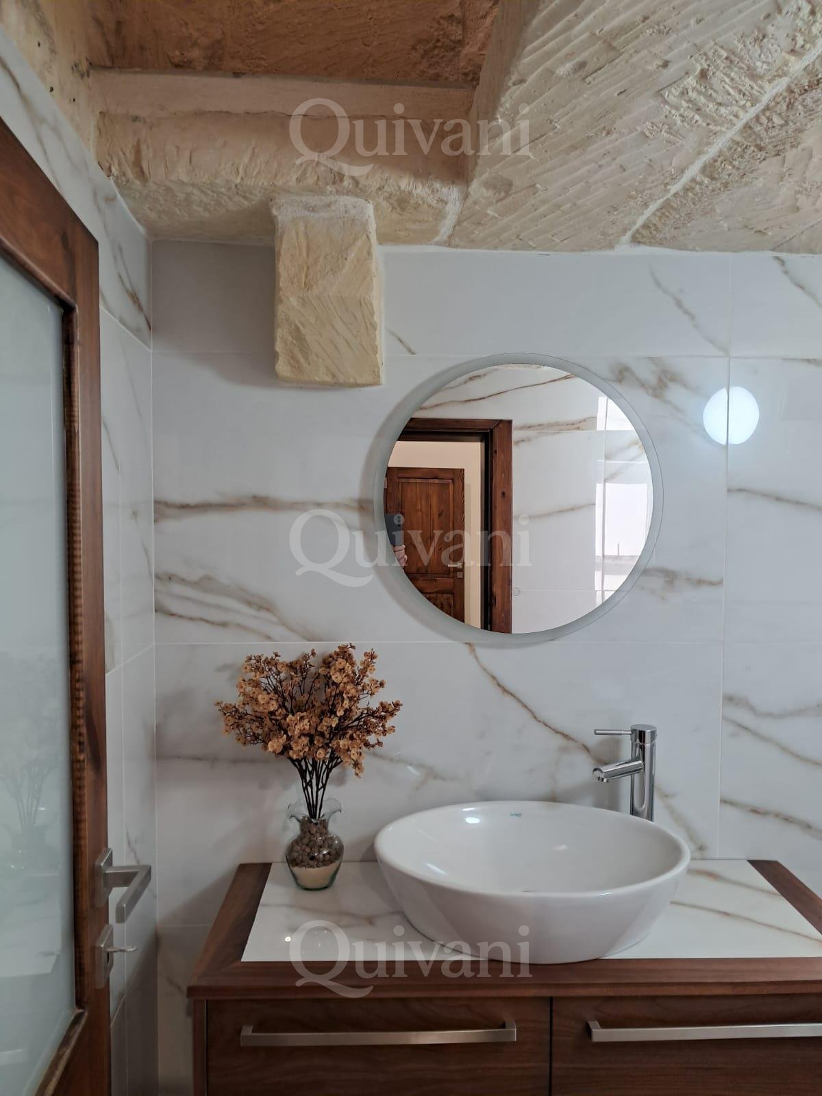 Modern 3 bedroom furnished Apartment Gharb