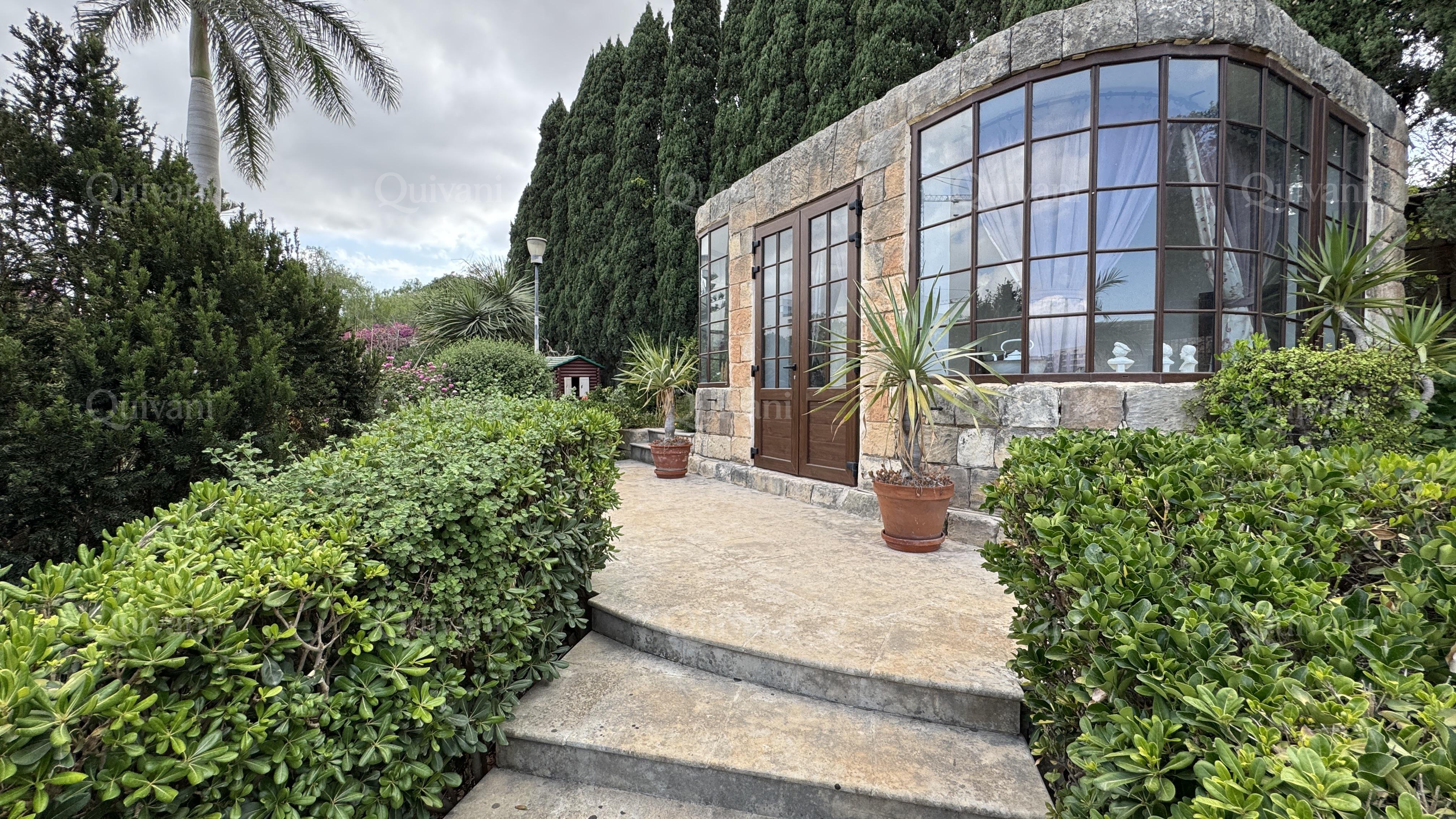 Mosta Furnished Farmhouse
