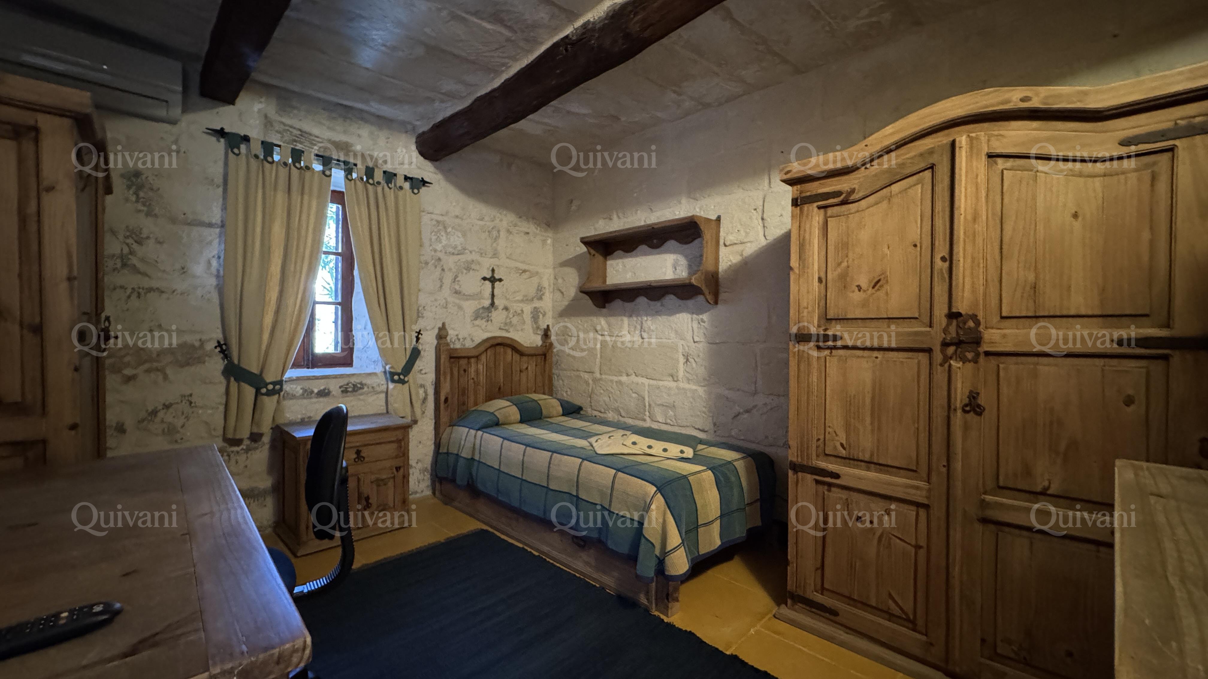 Mosta Furnished Farmhouse