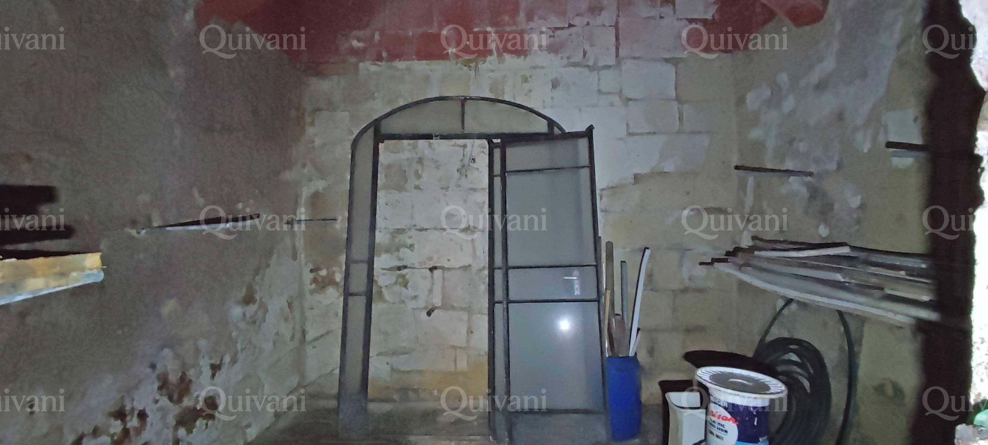 Valletta Needs Refurbishment General Shop