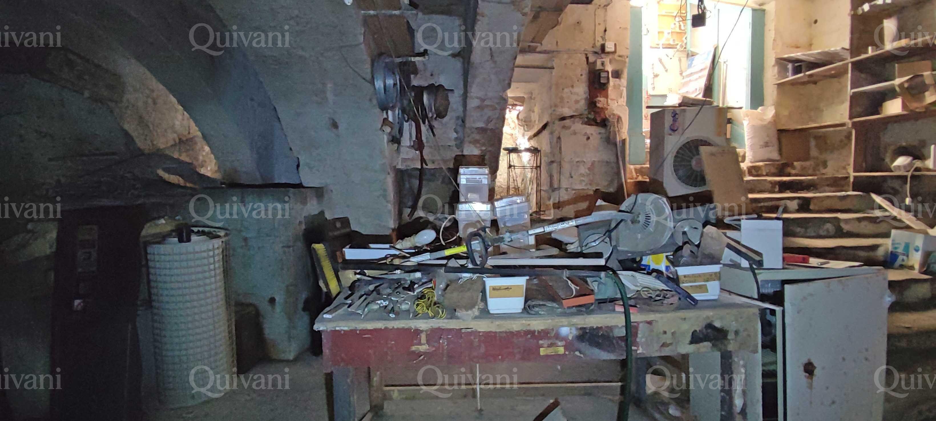 Valletta Needs Refurbishment General Shop