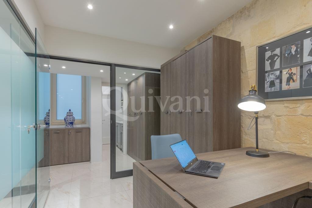 Valletta Fully Equipped Office