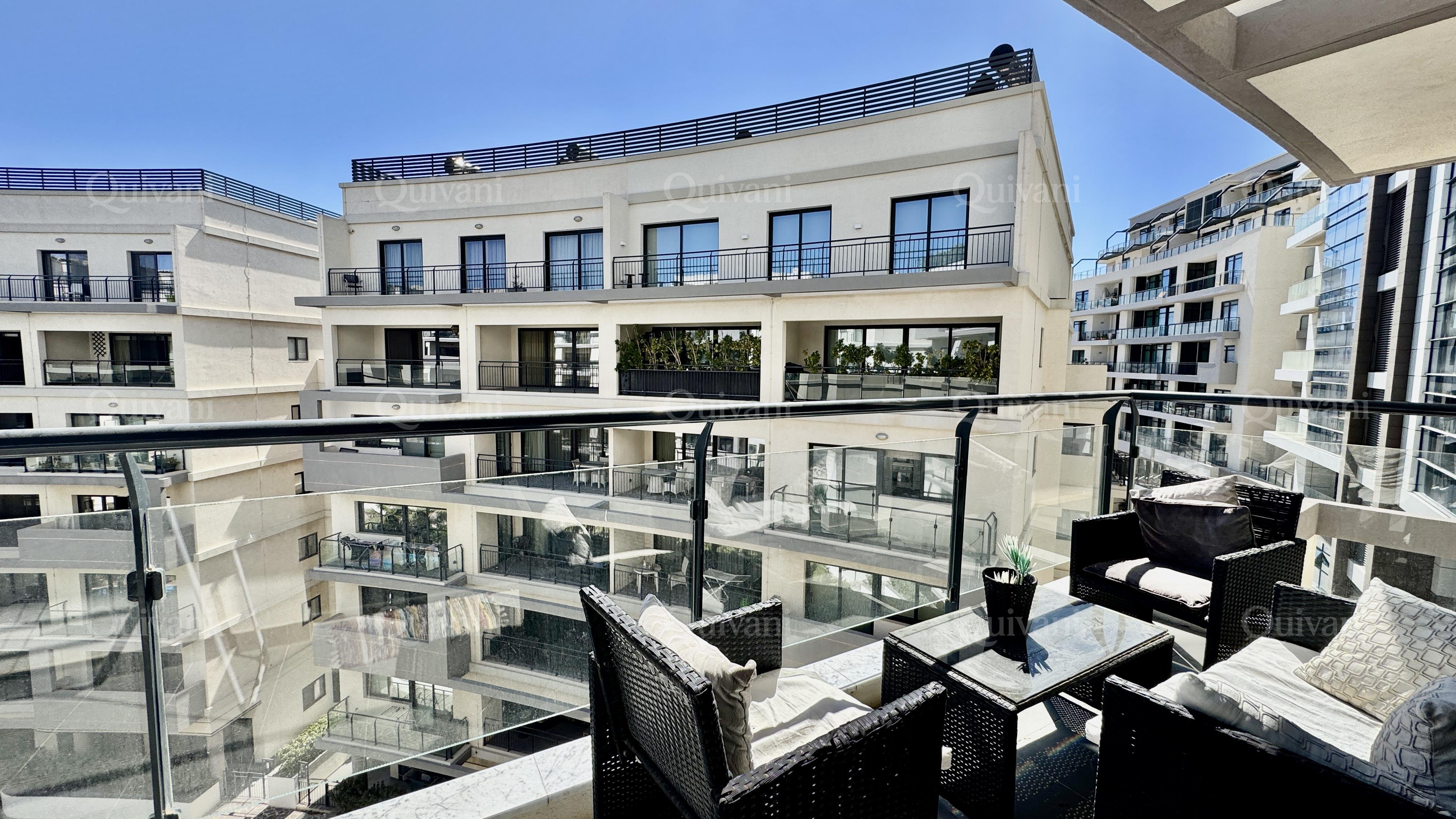 Pender Gardens, Furnished Duplex Apartment