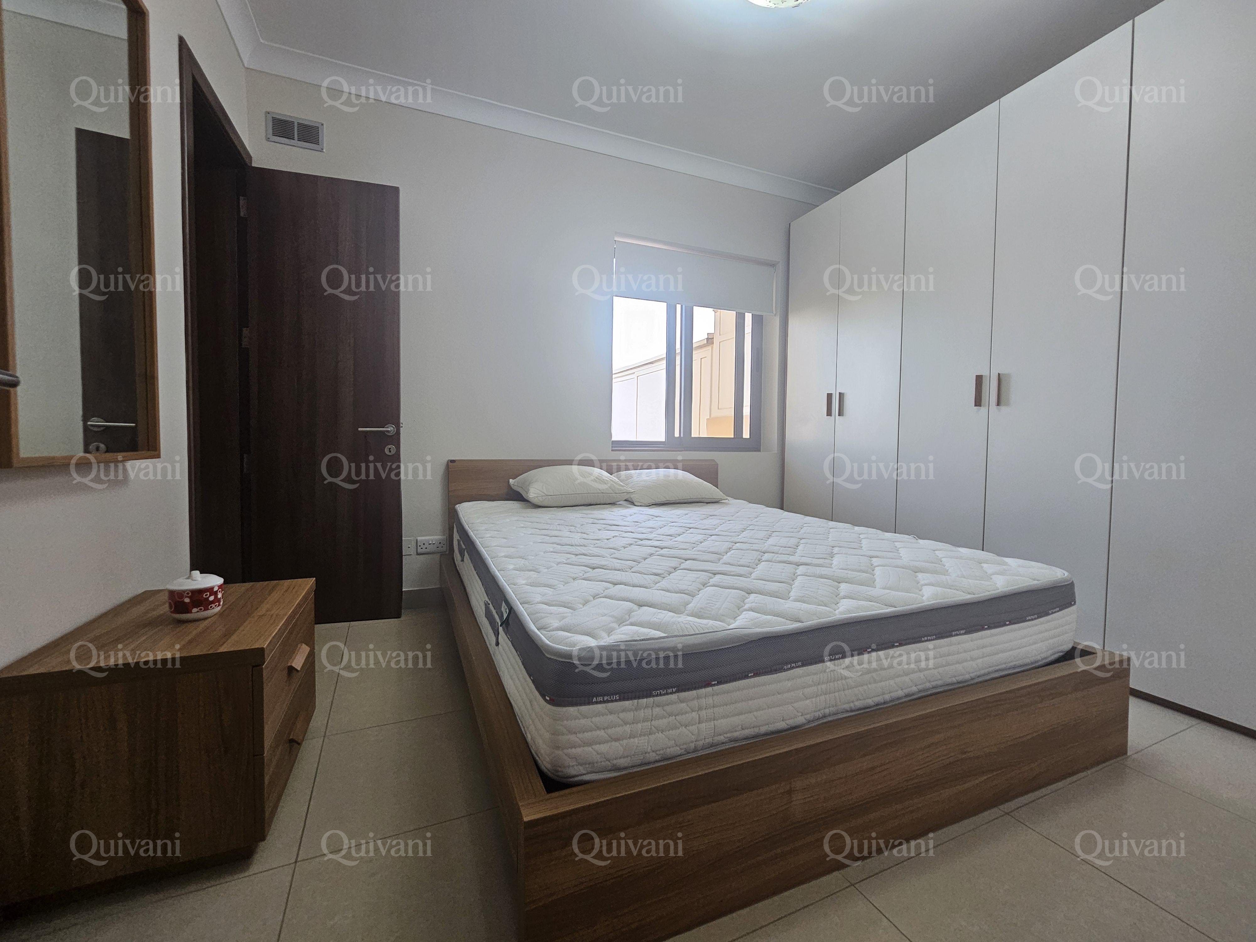 Qawra Furnished Penthouse with Airspace