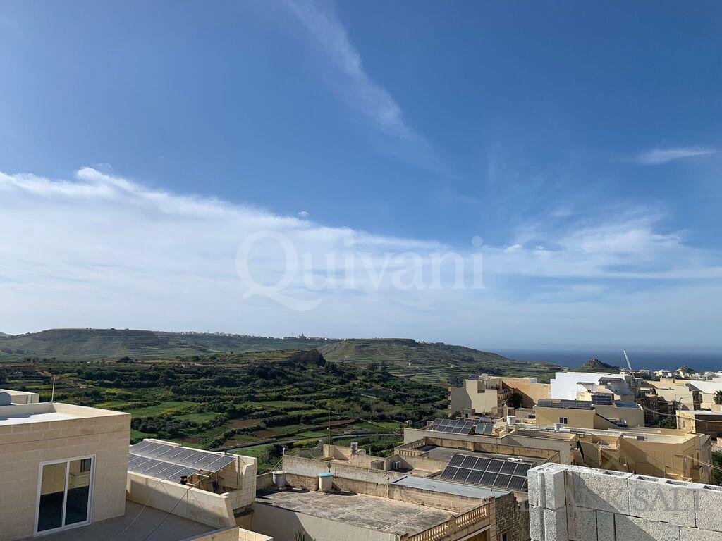 Xaghra, Furnished Penthouse