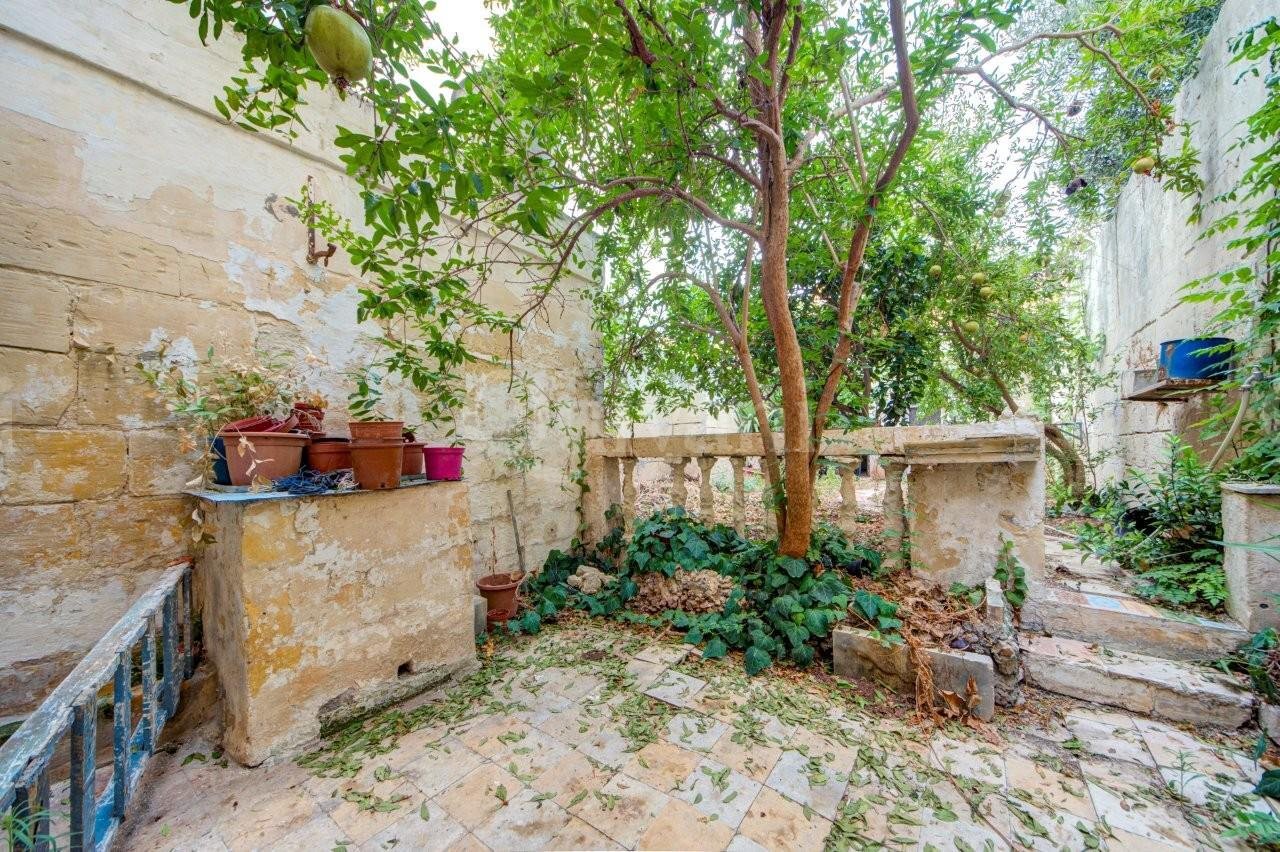 Birkirkara Townhouse
