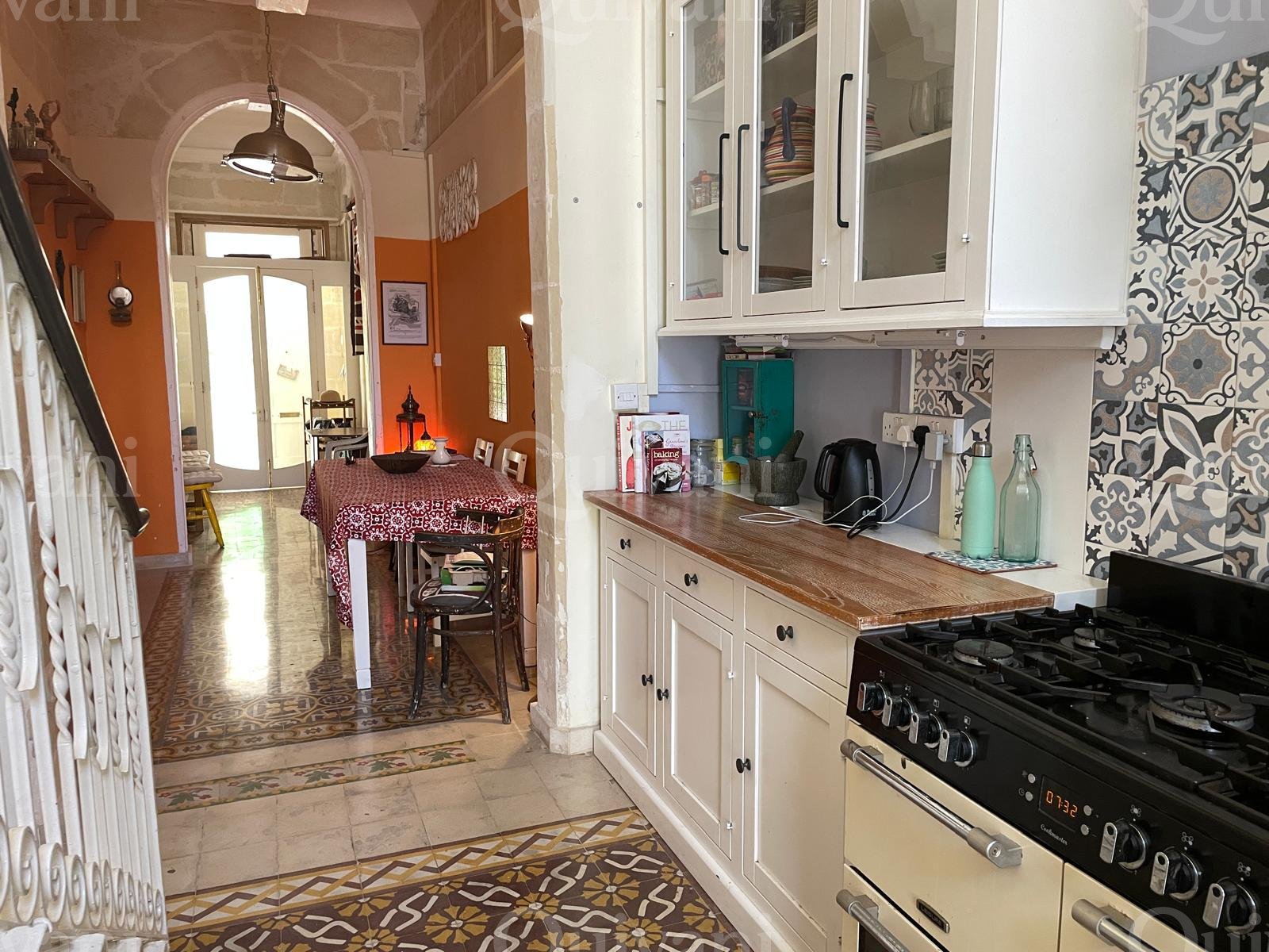 Cospicua Furnished Townhouse