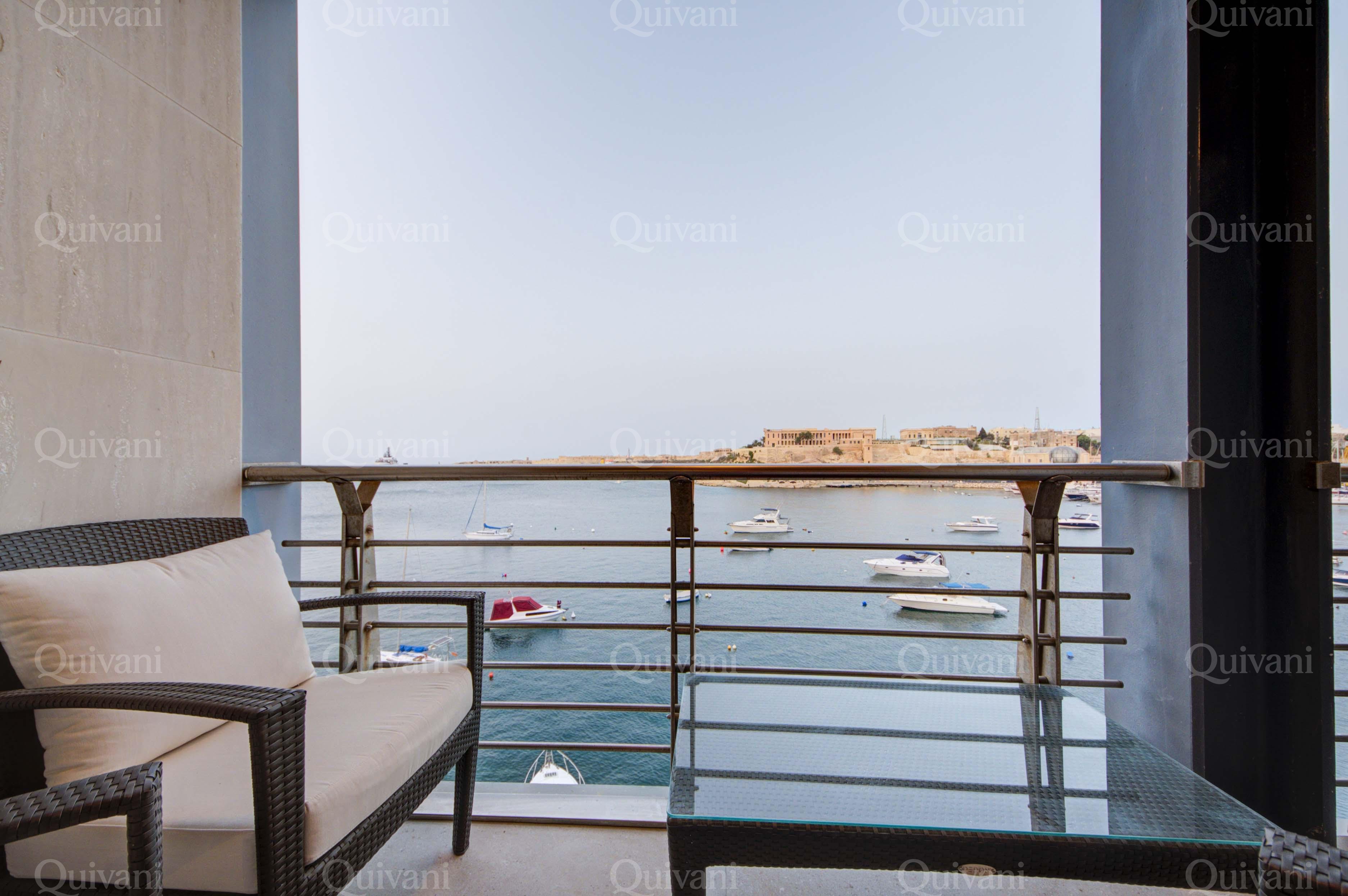 St. Angelo Mansions, Furnished Apartment