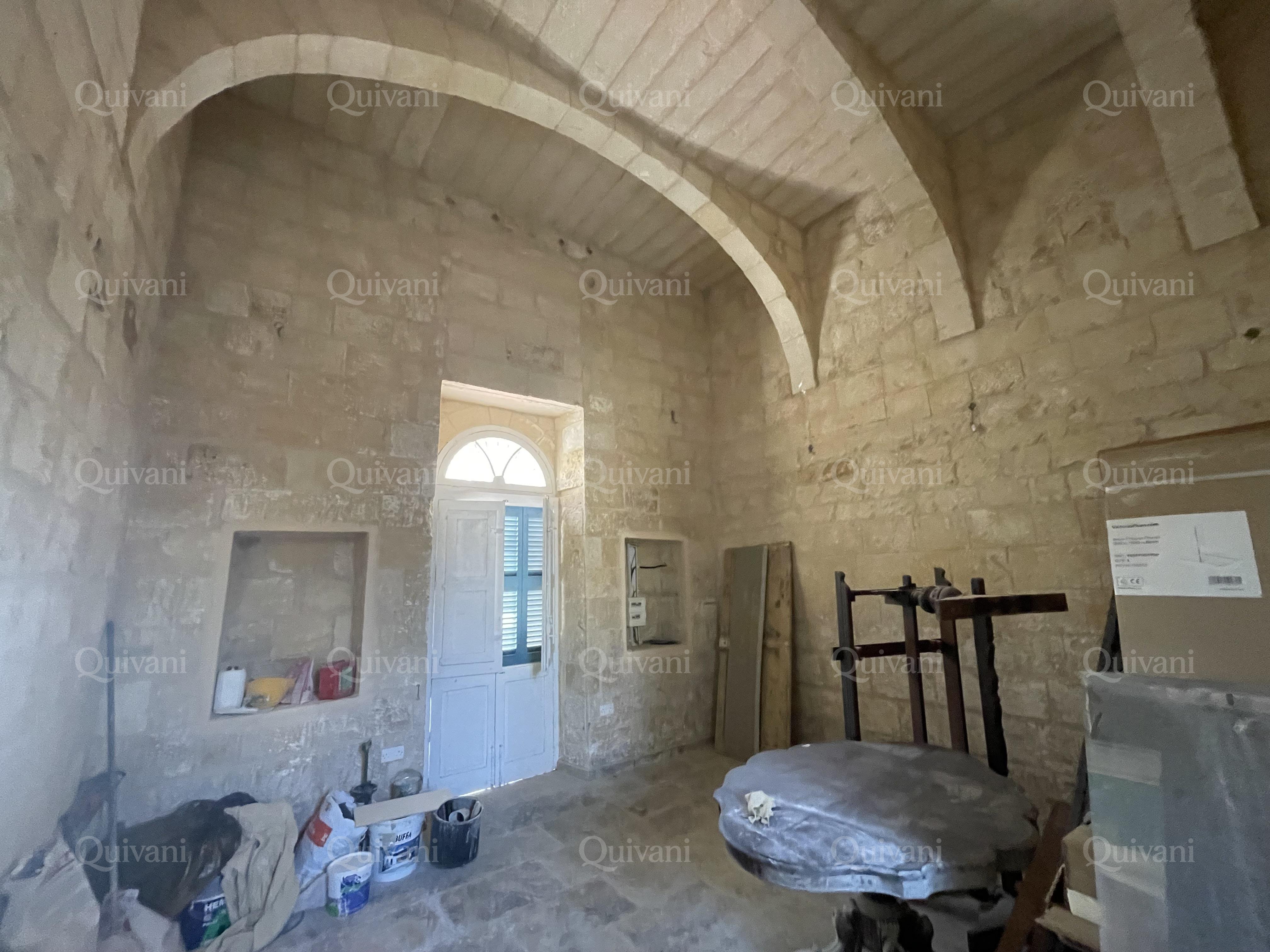 Luqa Converted Townhouse