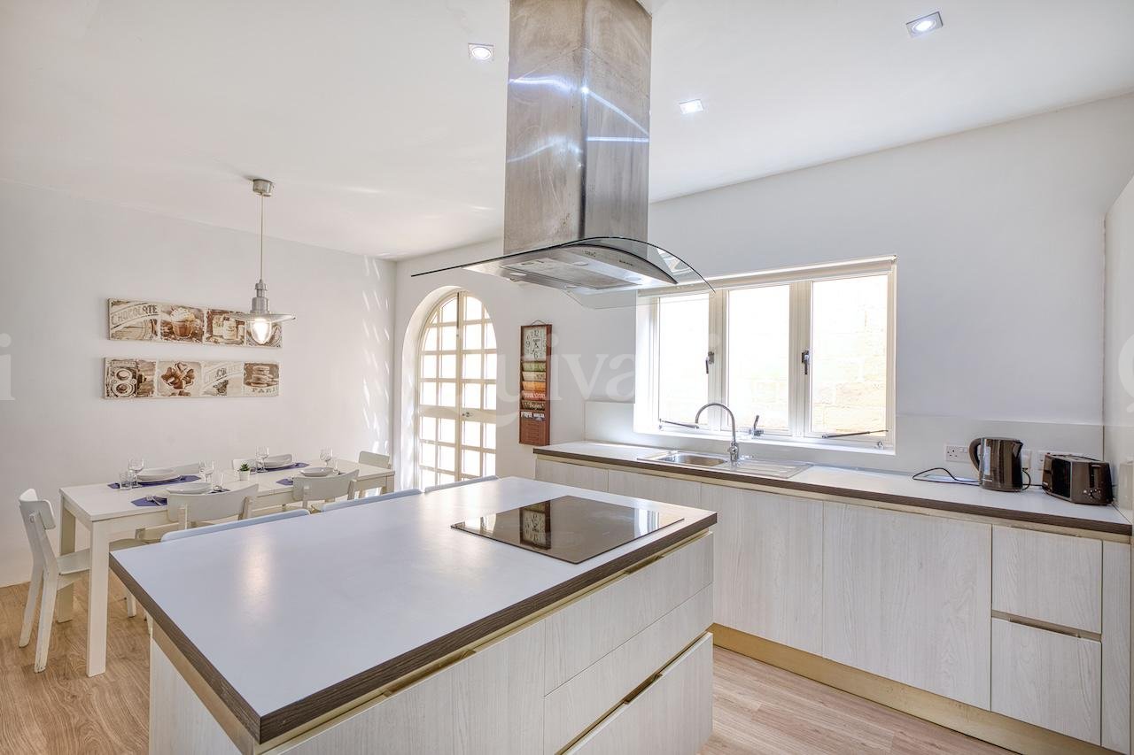 St Julians Furnished Maisonette