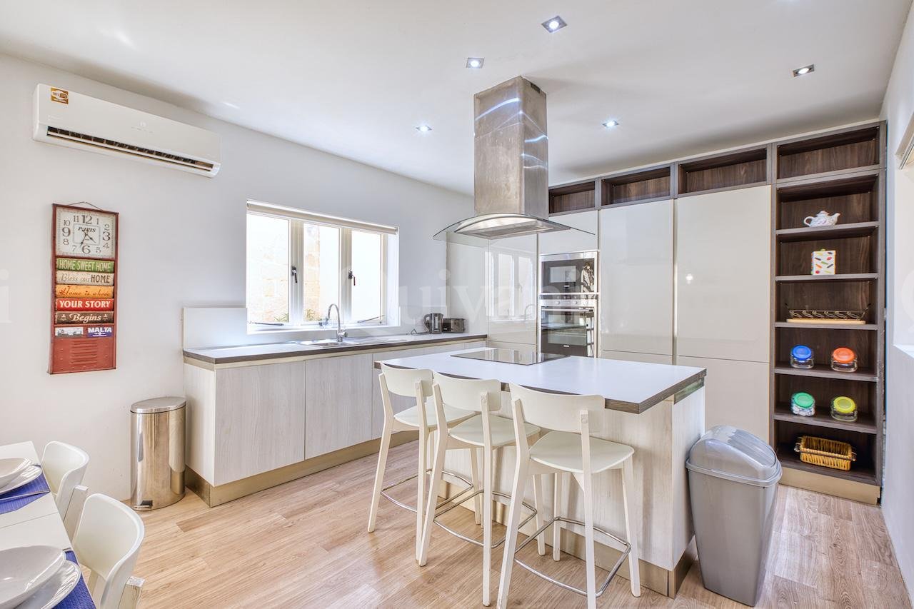St Julians Furnished Maisonette