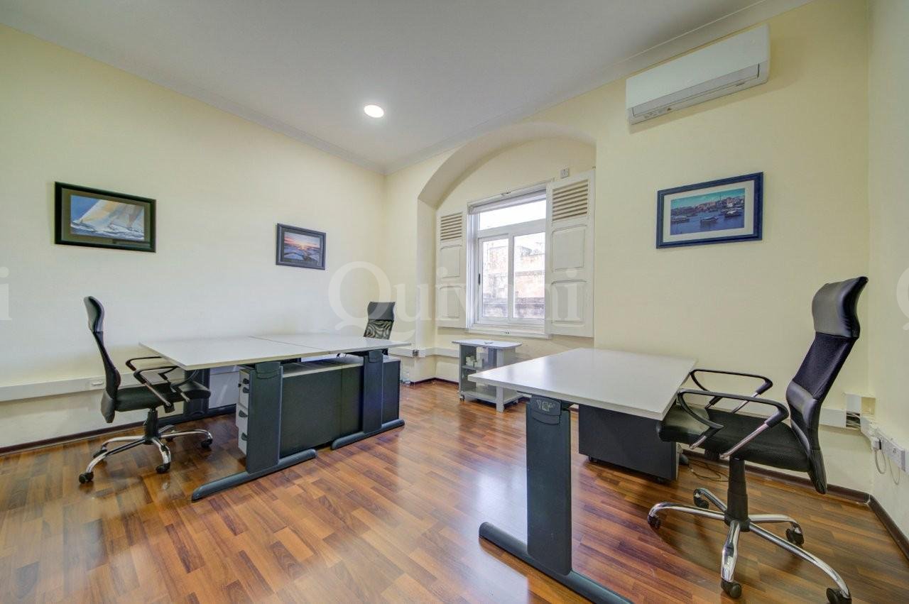 Valletta Finished Office
