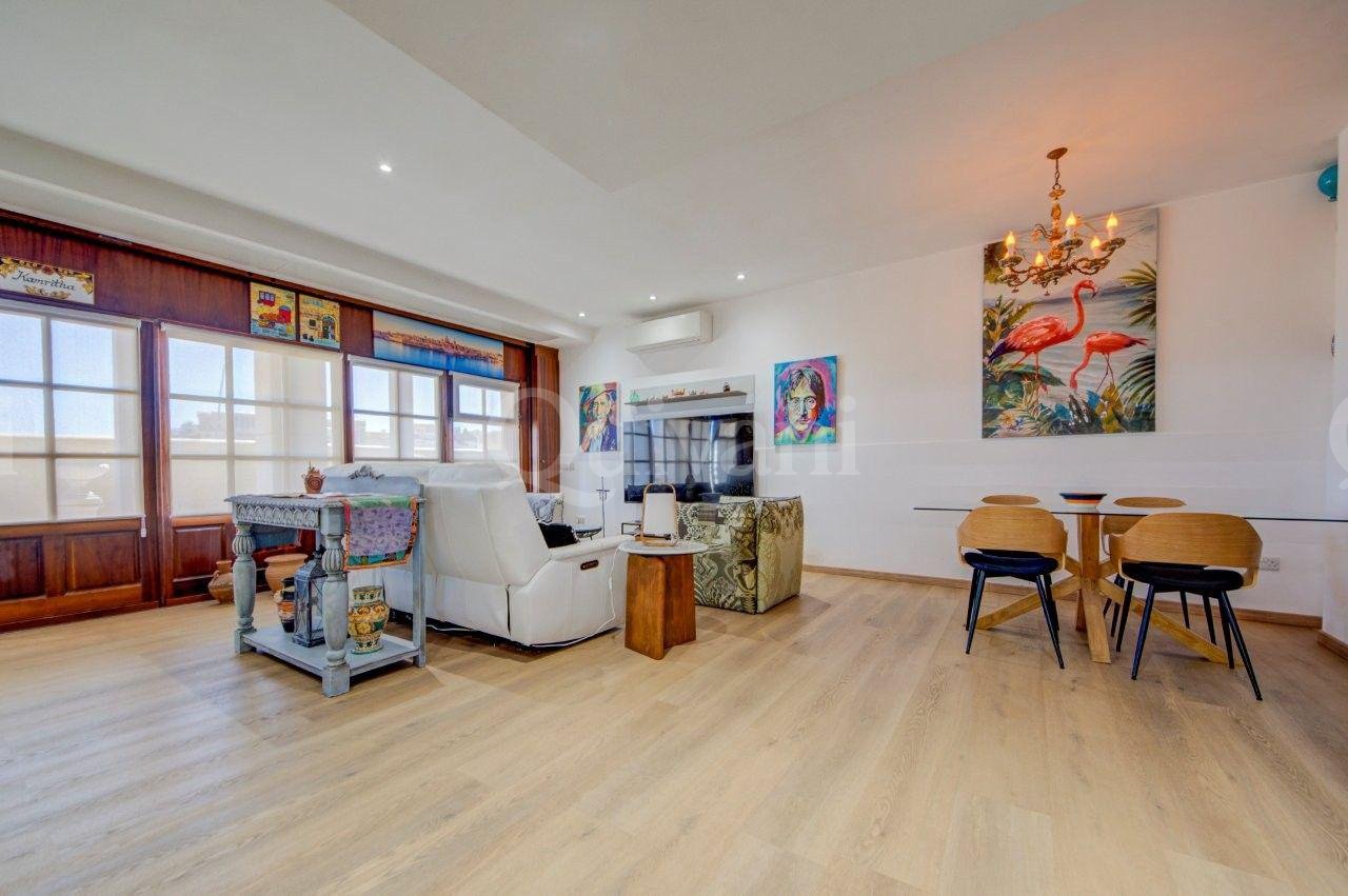 St. Angelo Mansions, Furnished Maisonette