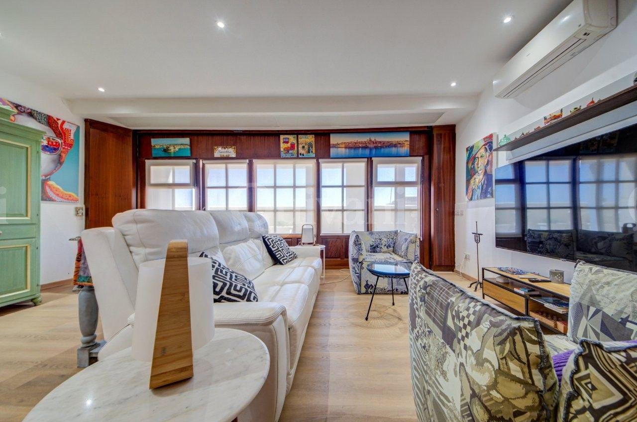 St. Angelo Mansions, Furnished Maisonette