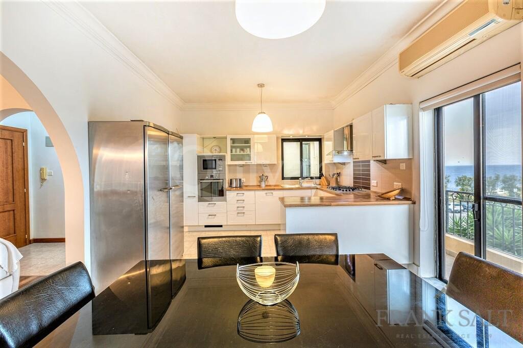 Pembroke Furnished Apartment