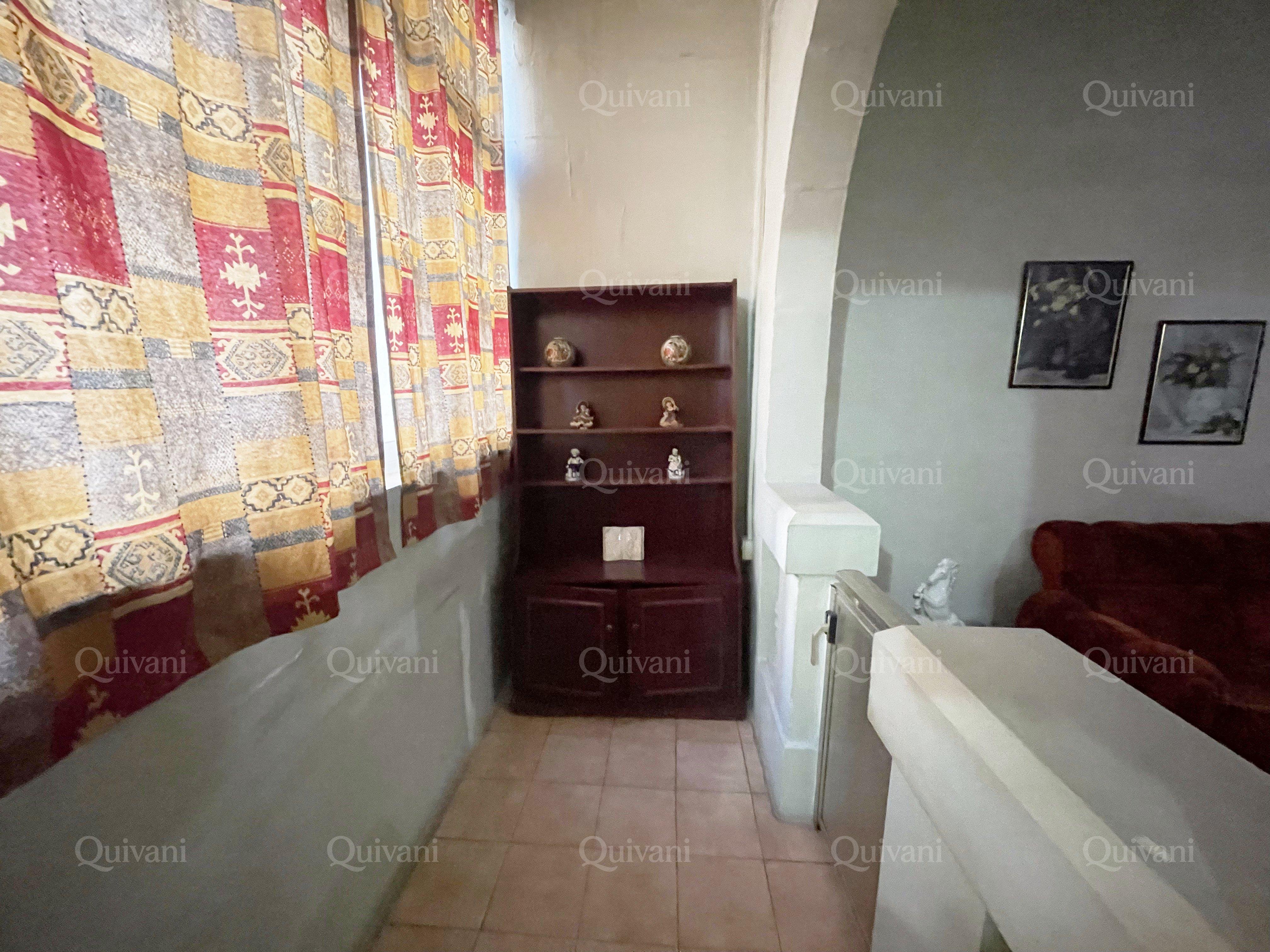 Paola Shell form Maisonette