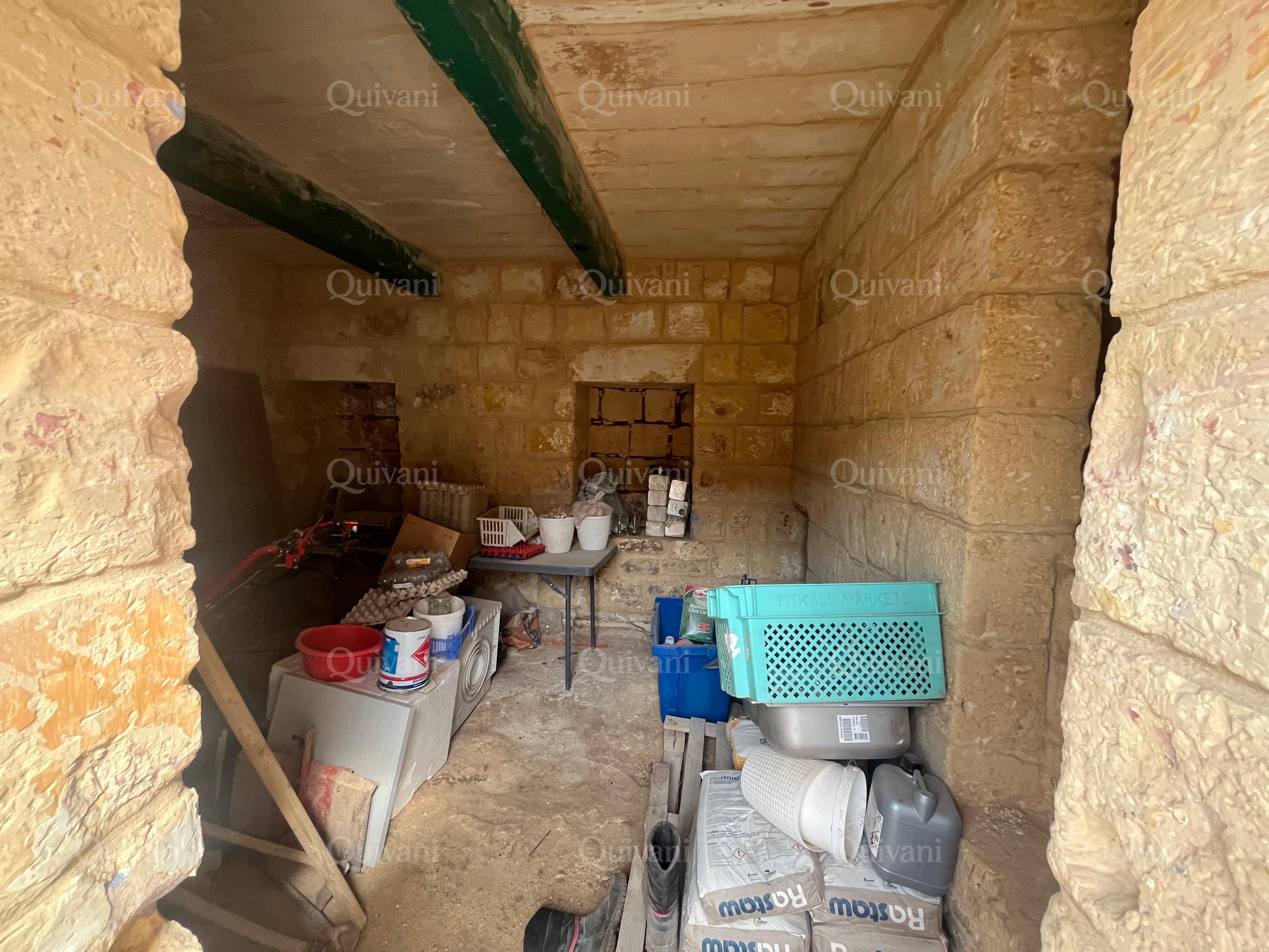 Madliena Unconverted Farmhouse with permits