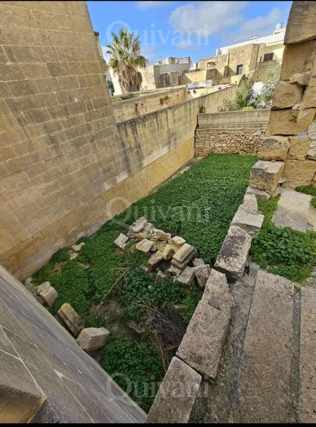 Xewkija Unconverted Farmhouse