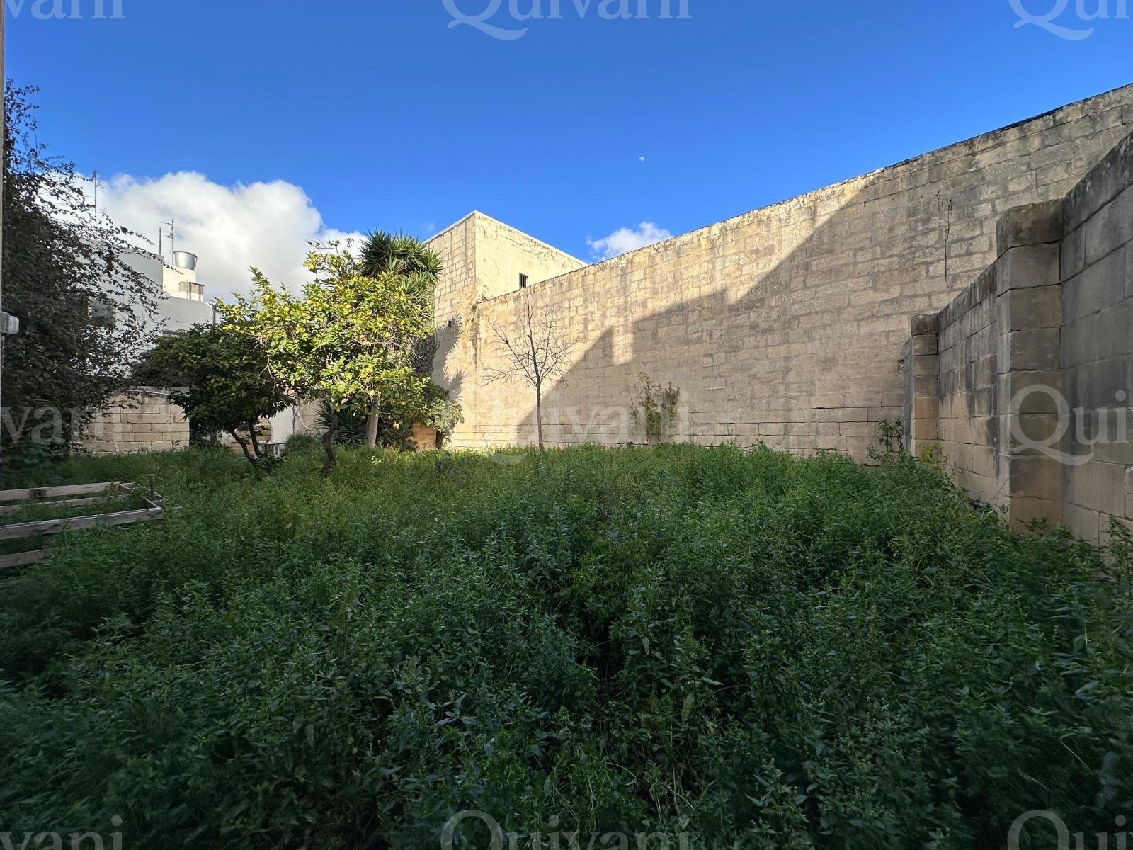 Santa Venera Unconverted Townhouse