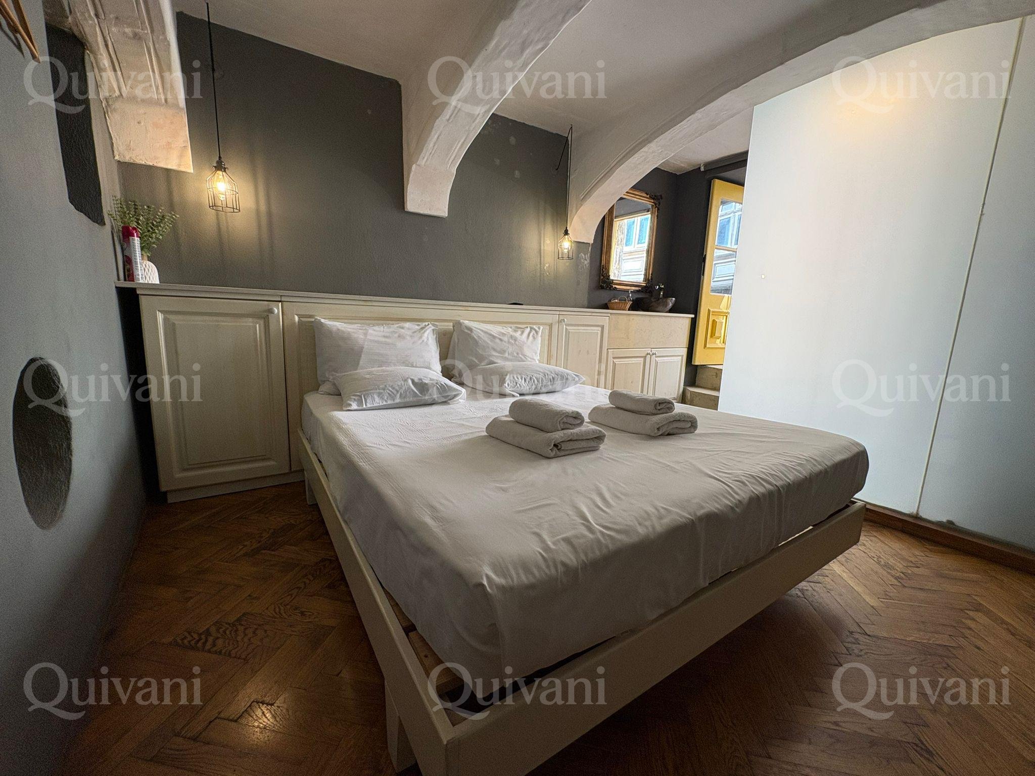 Valletta Furnished Maisonette