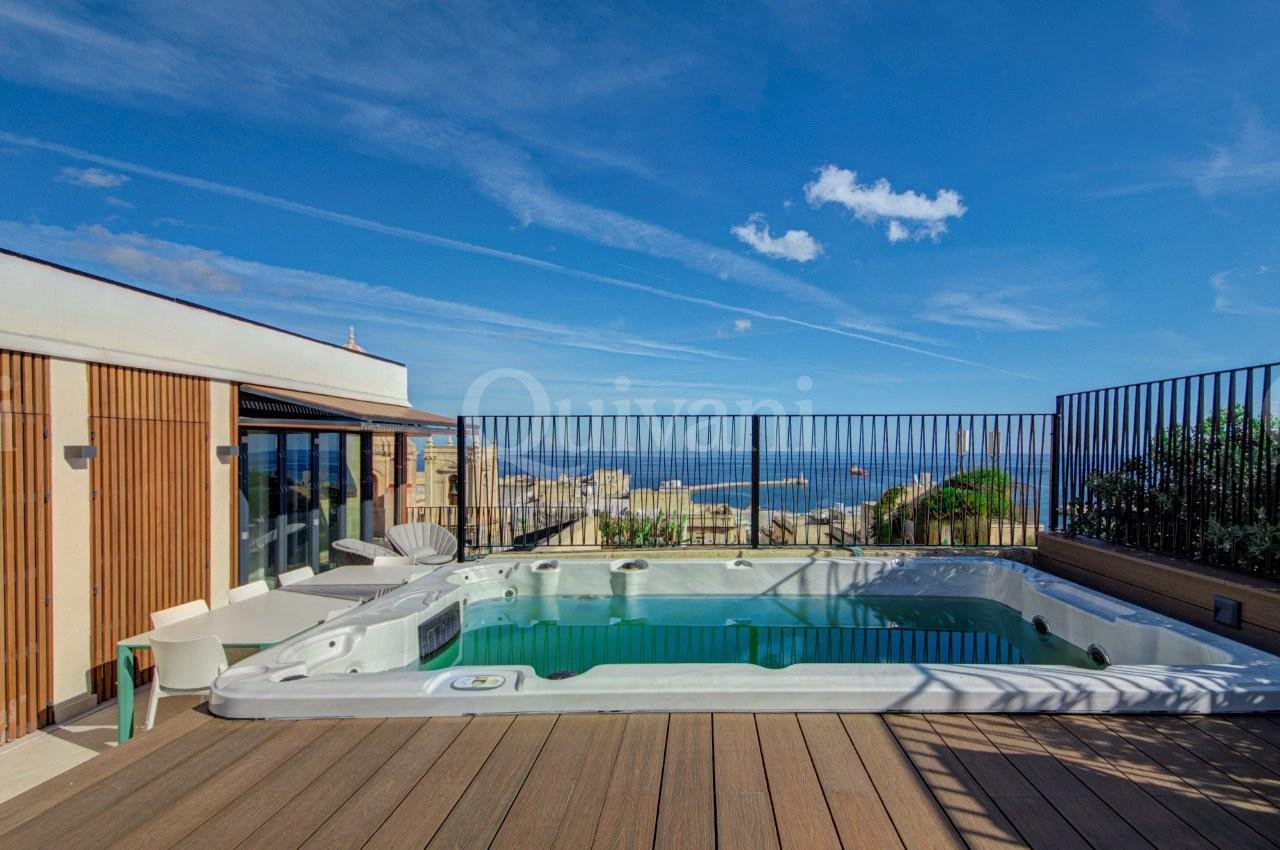 Valletta Furnished Penthouse