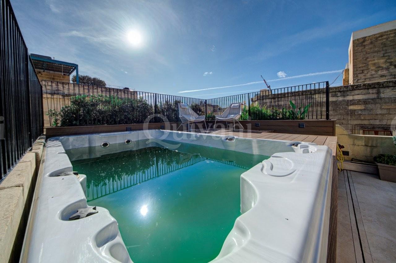 Valletta Furnished Penthouse