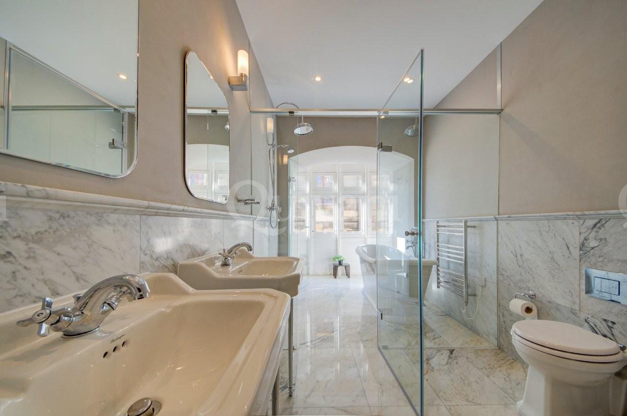 Valletta Furnished Penthouse