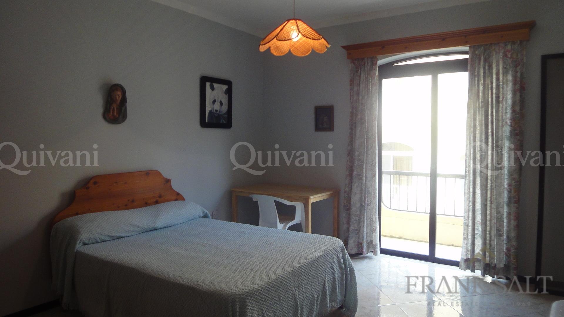 Marsalforn, Furnished Apartment