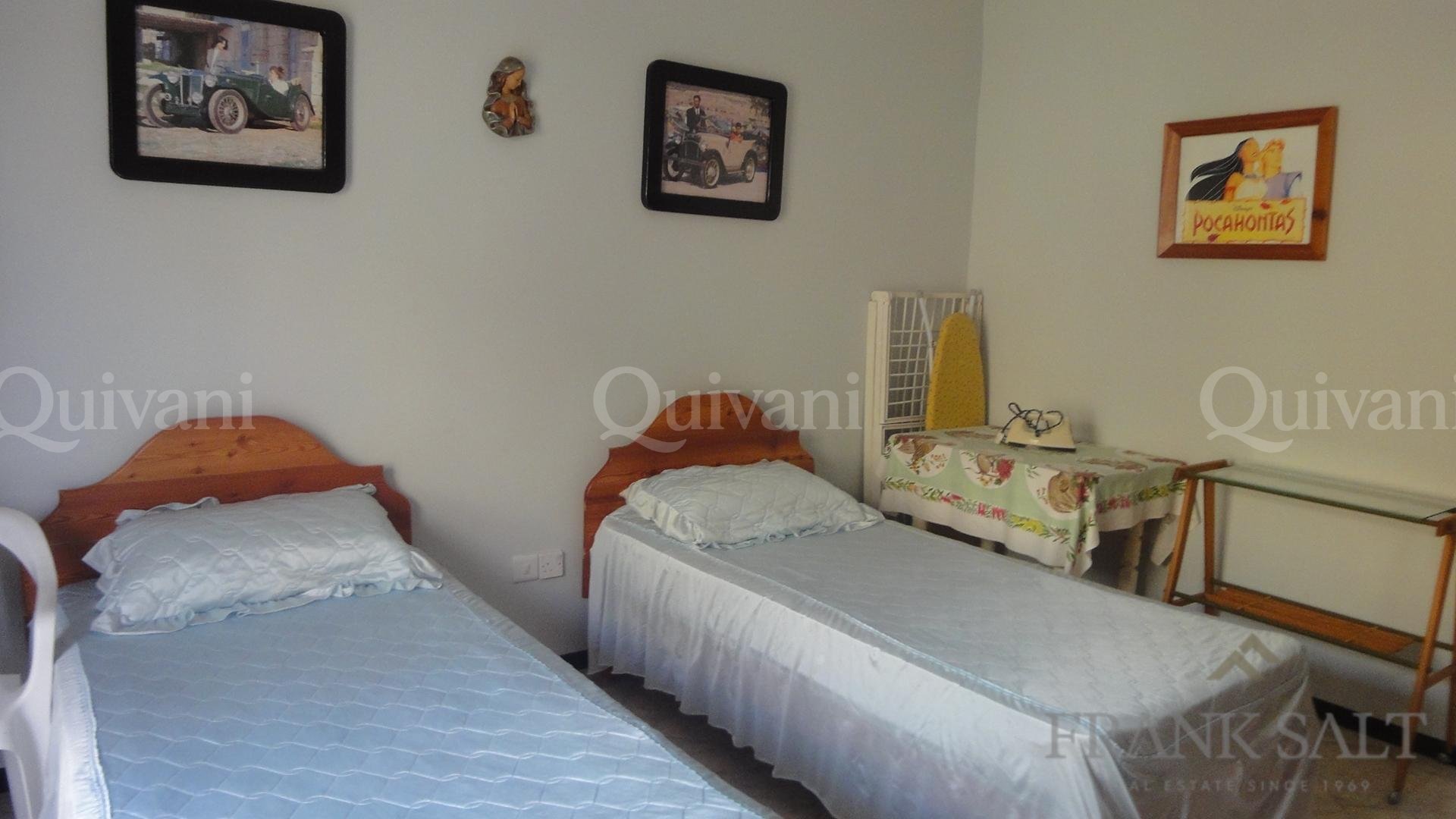 Marsalforn, Furnished Apartment