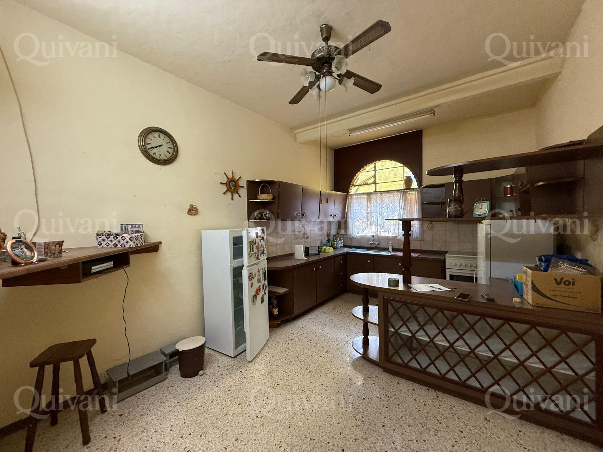 Victoria Furnished Elevated Maisonette