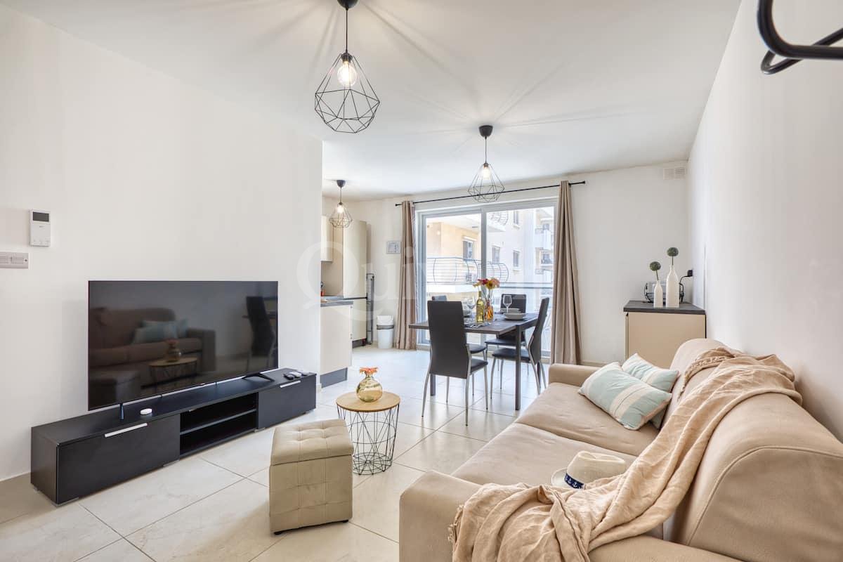 Gzira Furnished Apartment