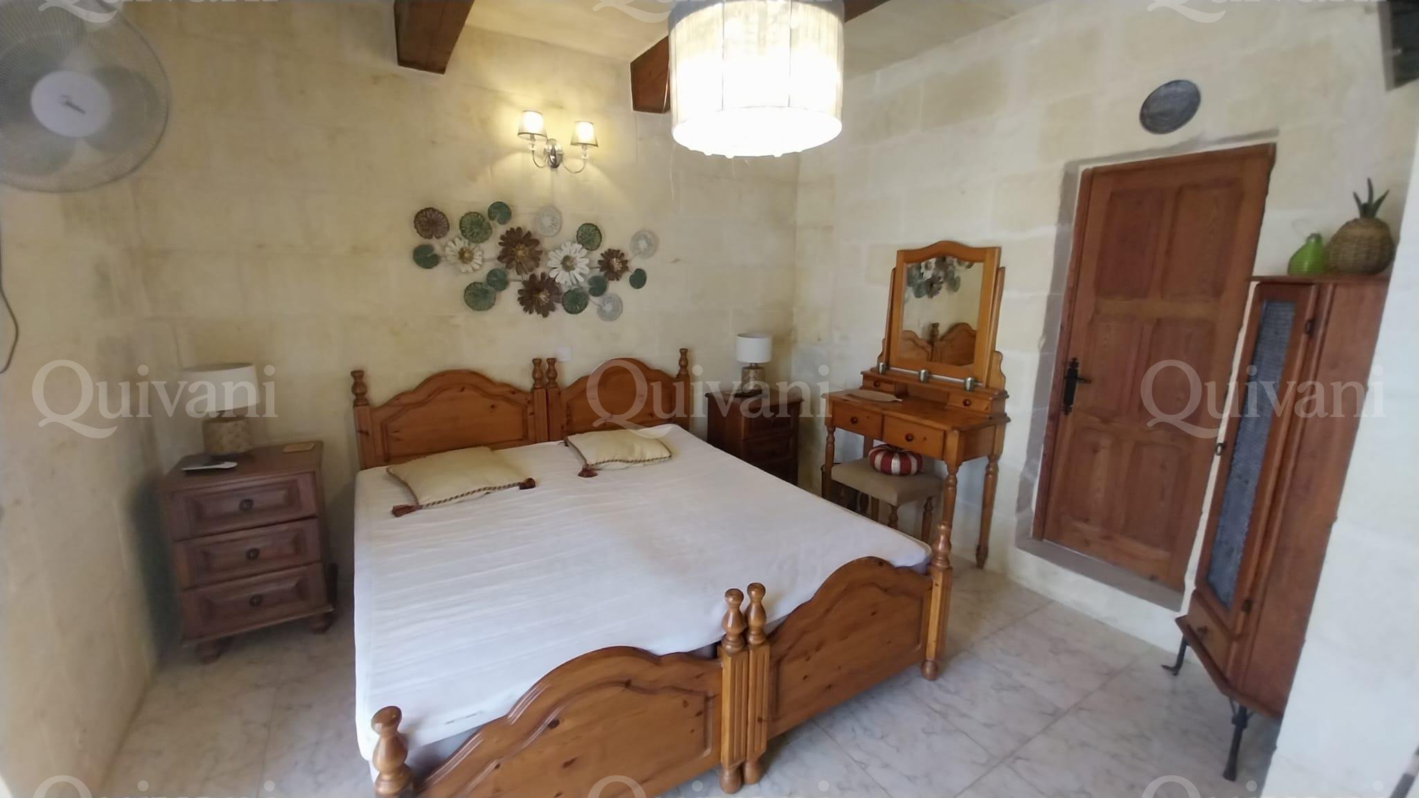 San Lawrenz Furnished Farmhouse