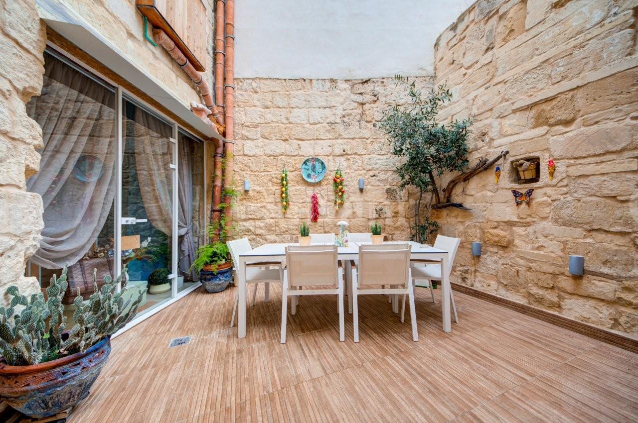 Siggiewi Furnished House of Character