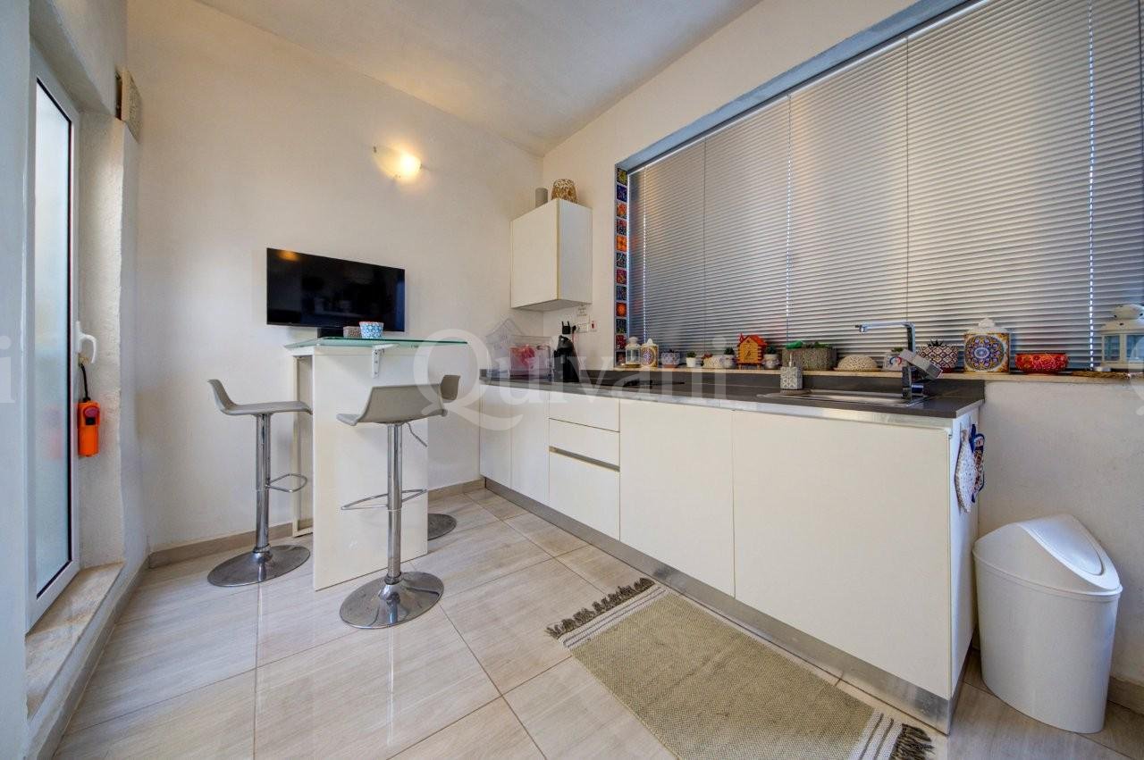 Cospicua Furnished Townhouse