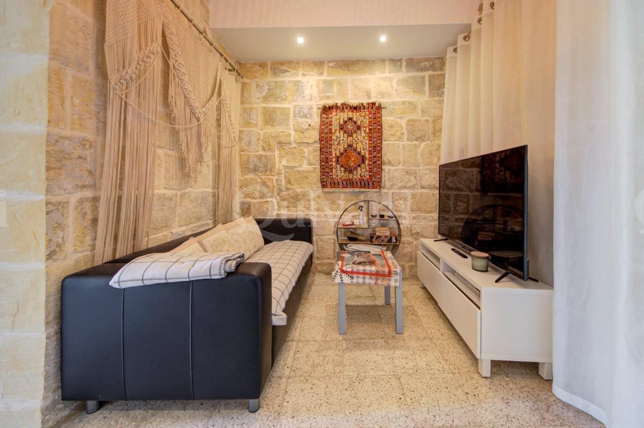 Cospicua Furnished Townhouse