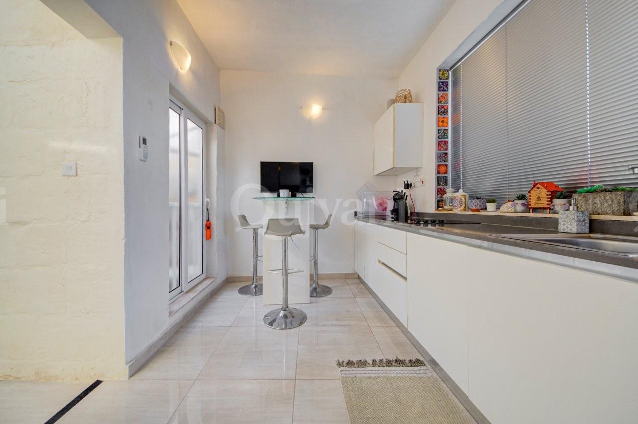 Cospicua Furnished Townhouse