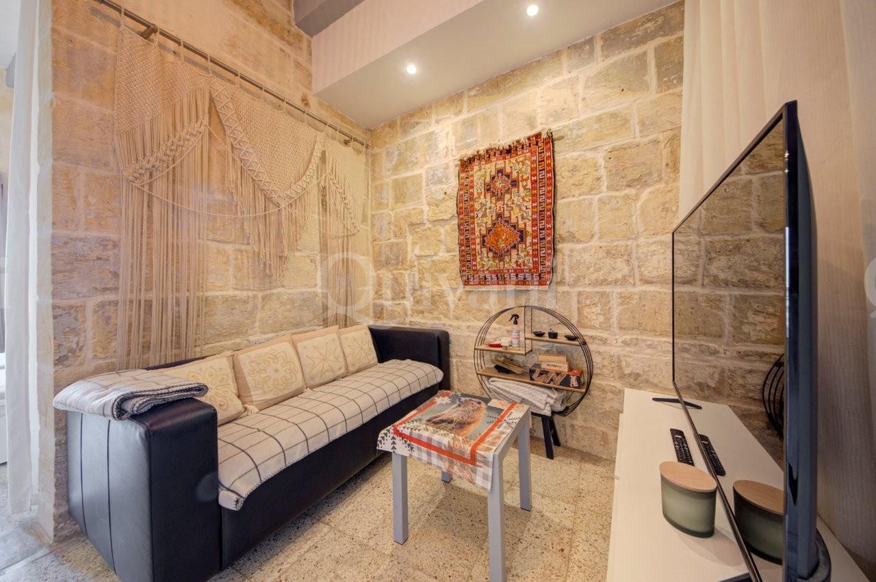 Cospicua Furnished Townhouse