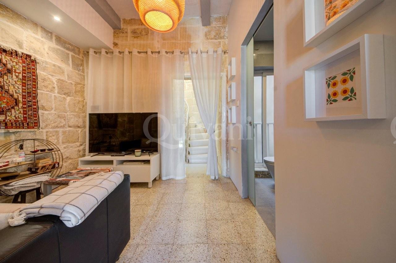 Cospicua Furnished Townhouse
