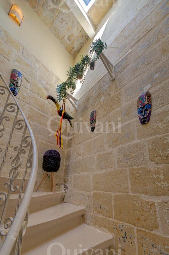 Cospicua Furnished Townhouse